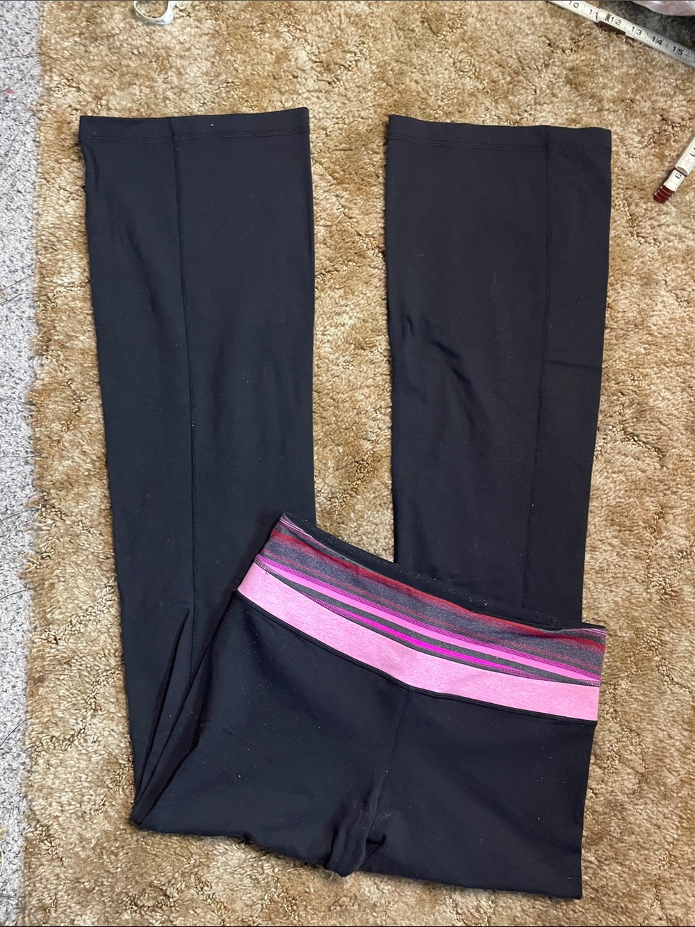 Lululemon Flare Yoga Pant Leggings Size 6